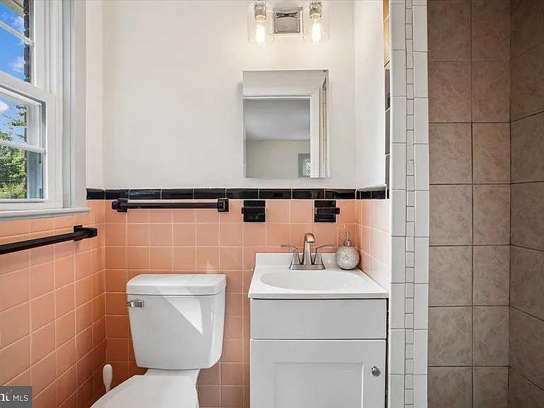 3227 Sherry Ct — Photo 19