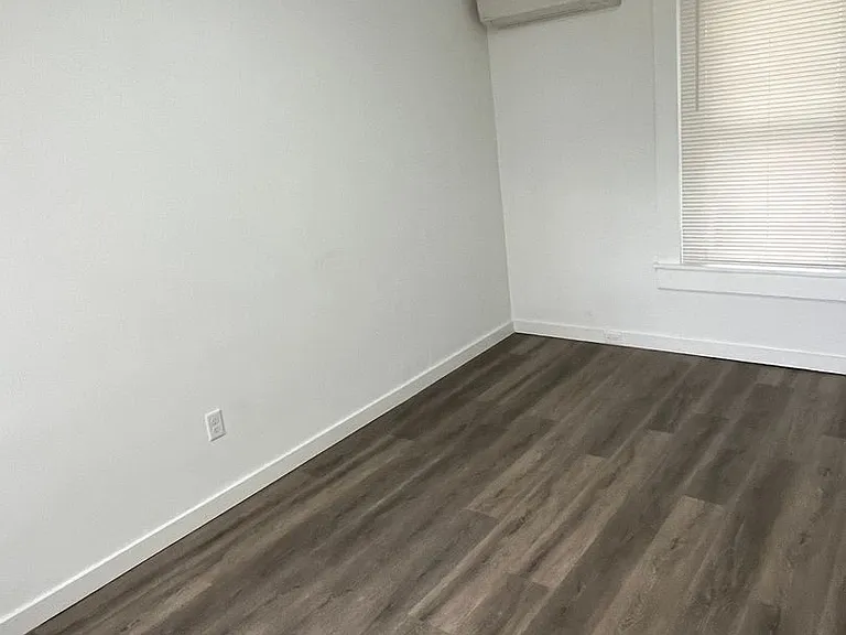 200 Dunn St #128 — Photo 6