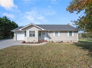 3016 Red Bud Rd NE, Calhoun, GA 30701