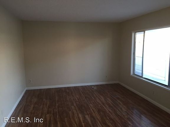2nd image of 4050 W 135th St APT B