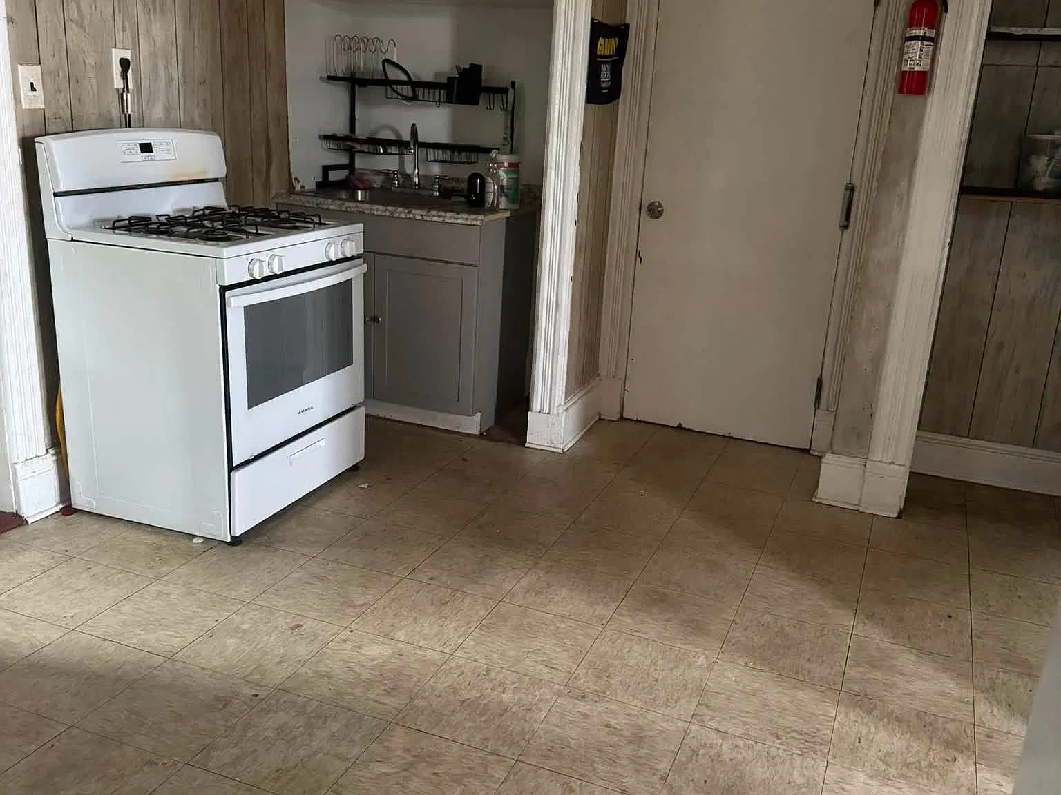 2 bed, 2508 sqft, $1,650 — Photo 3