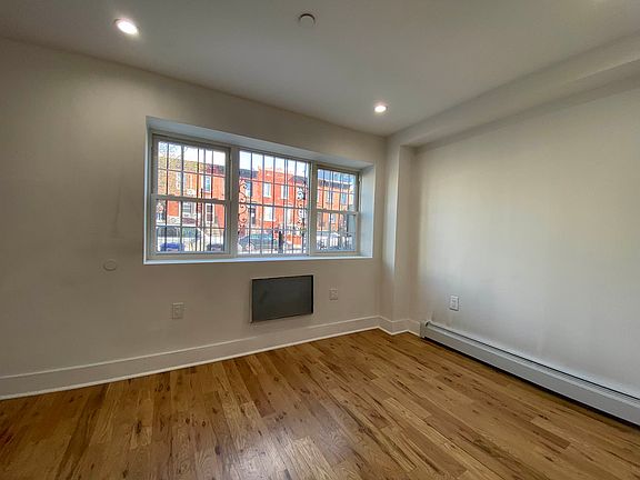 3rd image of 1042 Herkimer St #1