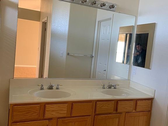 2nd image of 1161 Cherry Oak Ln