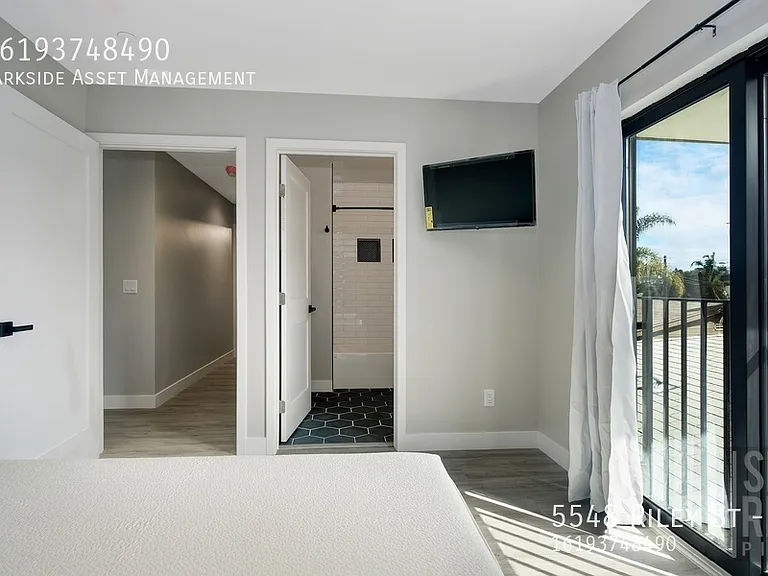 5548 Riley St #2 — Photo 6