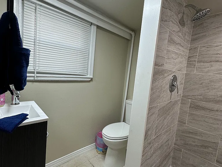124 N Portland Ave #1 — Photo 11