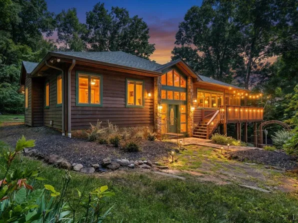 1272 Stoney Way, Bedford, VA 24523