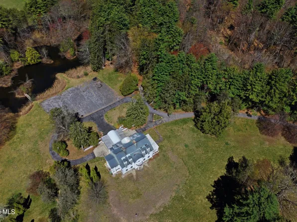 2255 Ballston Avenue, Saratoga Springs, NY 12866