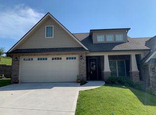 13032 Hampshire Bay Ln, Knoxville, TN 37934