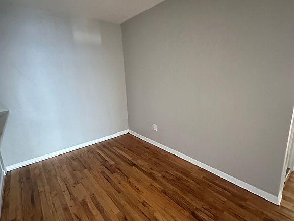 3rd image of 901 Stuyvesant Ave #A2