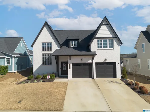 3133 Iris Dr, Birmingham, AL 35244
