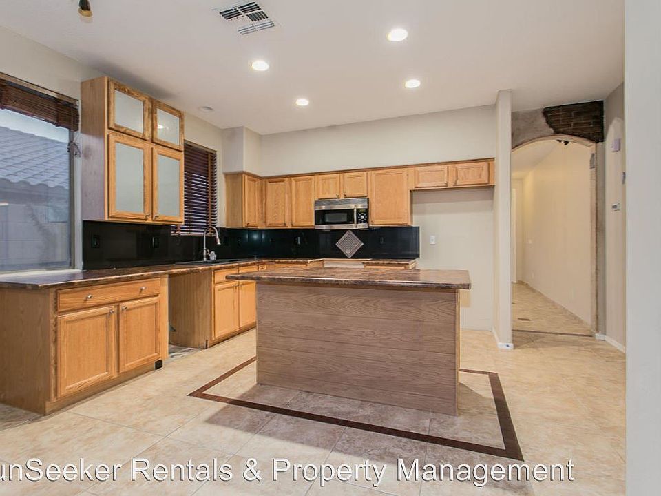 1st image of 18175 W Desert Blossom Dr