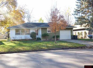 721 Garfield Ave, North Mankato, MN 56003