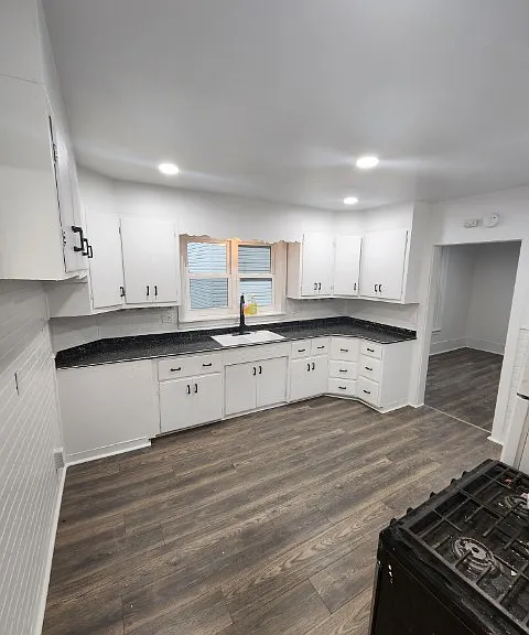 129 Maple Ave #1LOWER — Photo 1
