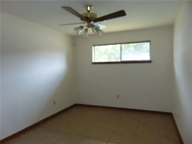 3605 Elgin St — Photo 10