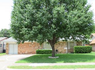 2619 Helmet St, Irving, TX 75060