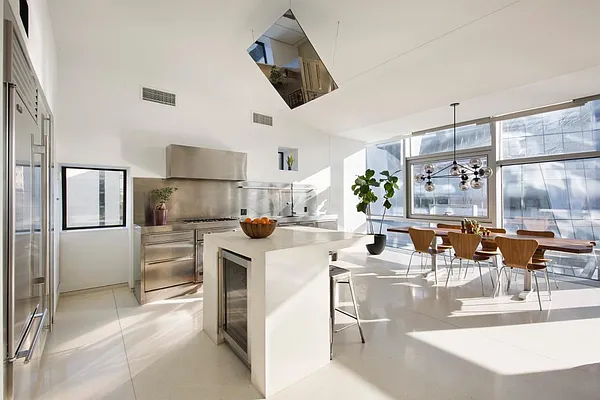 Rented by Compass | media 6