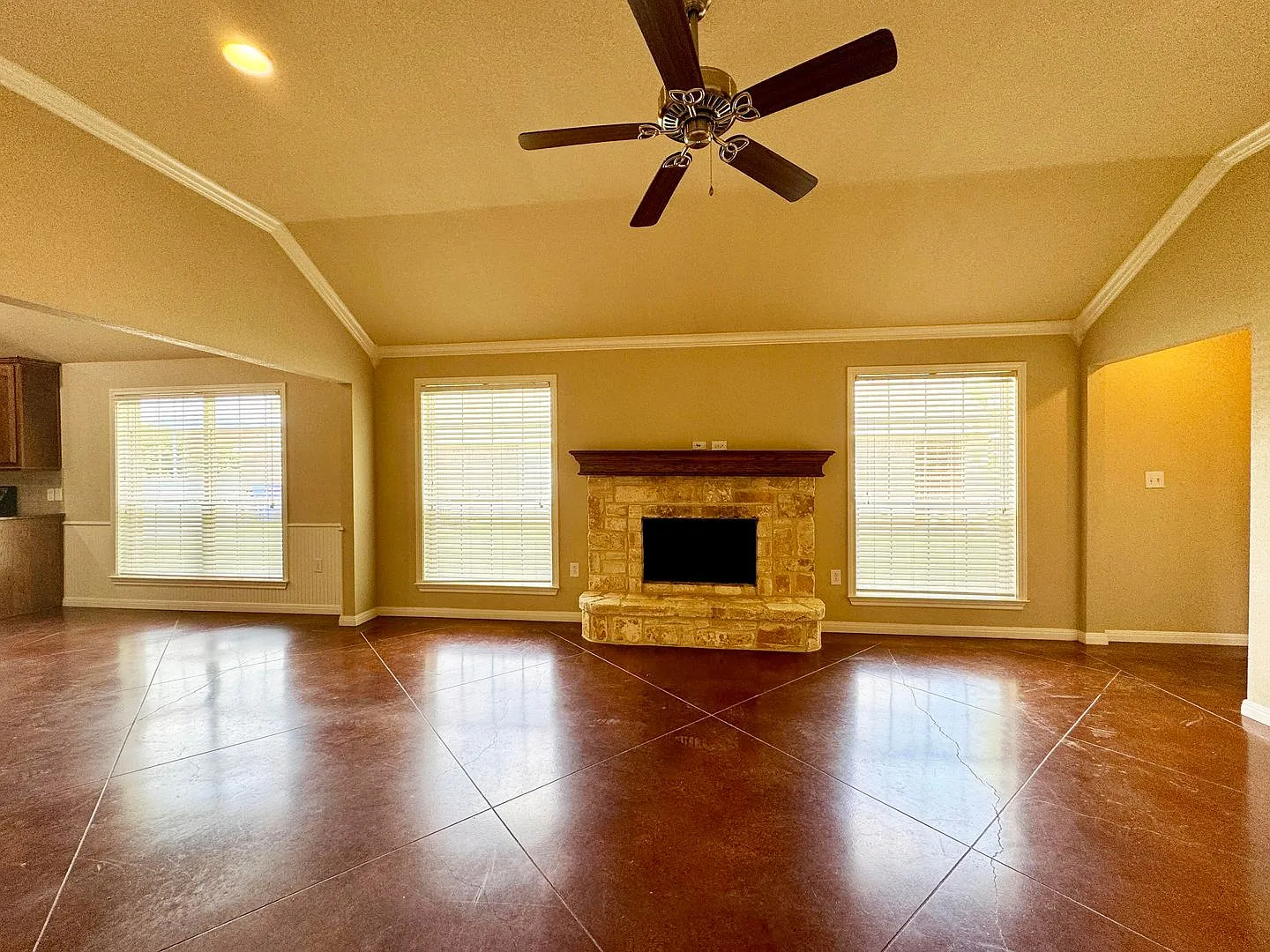 Salem Way Luxury Townhomes — Photo 4