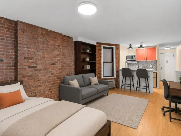 15 Jones St #1B, Manhattan, NY 10014