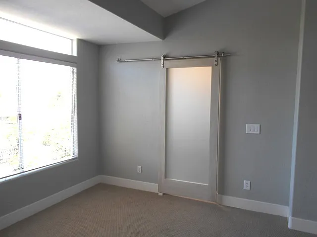4968 Marin Dr — Photo 12