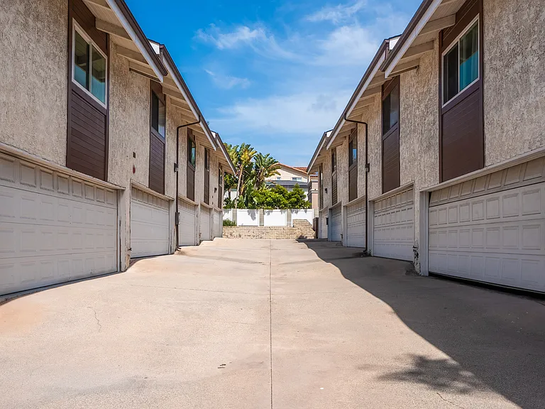 Manhattan Heights townhomes