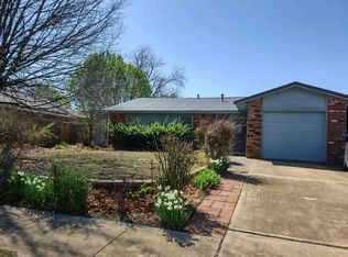 2312 SE Twisted Oak Dr, Norman, OK 73071
