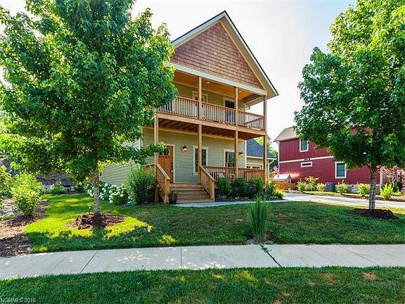 Perfectly Landscaped Yard