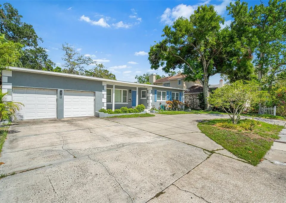 404 S West Shore Blvd