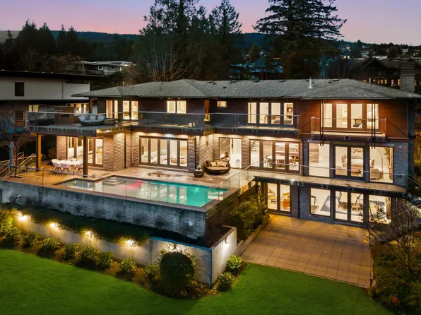720 Parkside Rd, West Vancouver, BC V7S 1P3