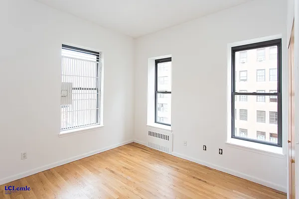 Rented by LC Lemle Real Estate Group | media 19