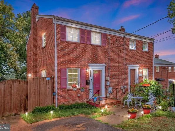 108 S Ingram St, Alexandria, VA 22304