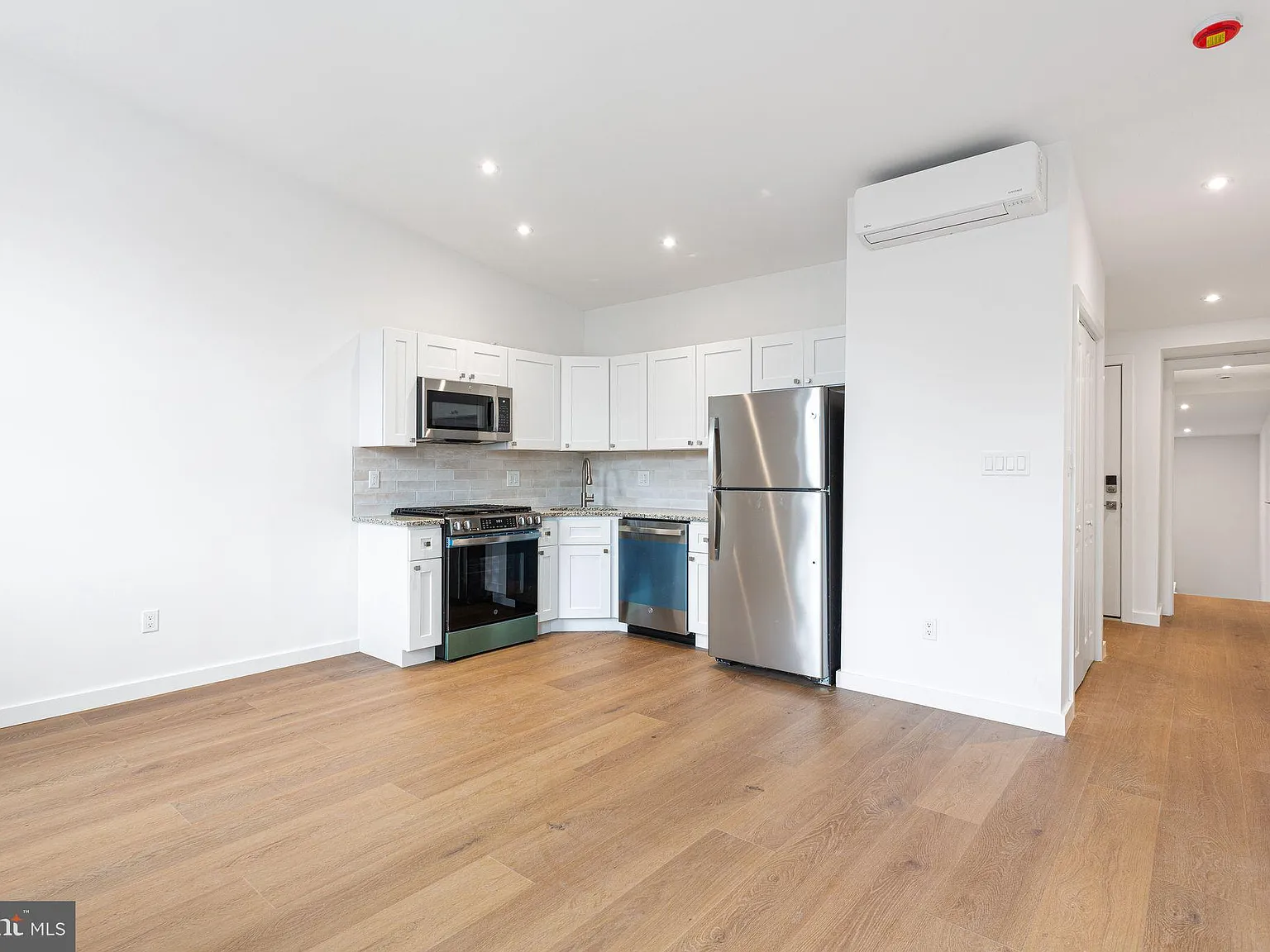 1 bed, 1.0 bath, 2676 sqft, $2,750 — Photo 1