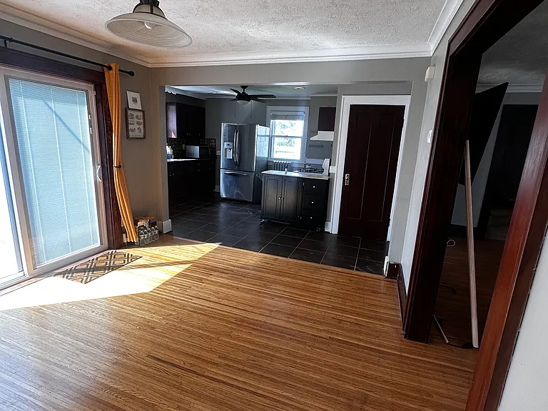 Dining Room & Kitchen