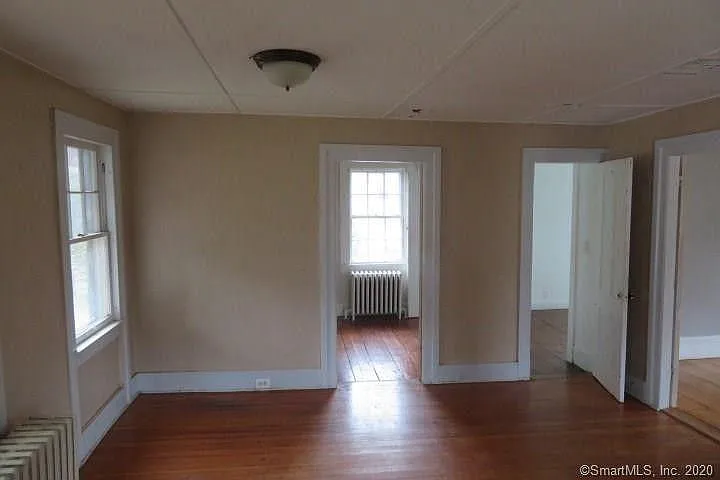 20 Strongs Ave #1 — Photo 6