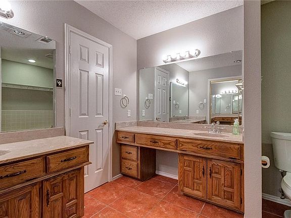 5th image of 4013 Angelina Dr