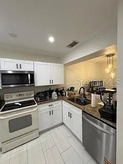 6122 Curry Ford Rd #241 — Photo 5
