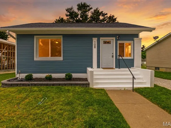 108 S Science St, Bowling Green, MO 63334