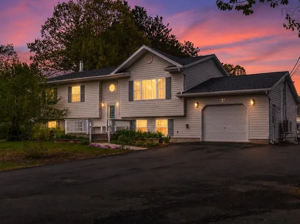 23 Valley Rd, Annapolis, NS B0P 1W0