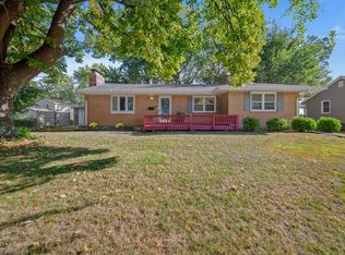 3923 Dosh Rd, Des Moines, IA 50310