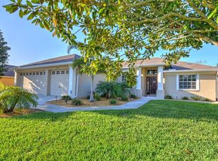 1173 Sawgrass Dr, Tarpon Springs, FL 34689