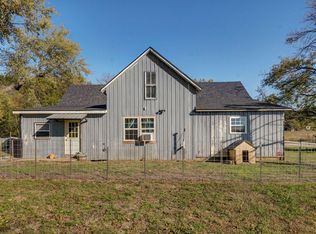 275 Rhea St, Stotts City, MO 65756
