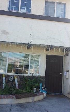 3rd image of 3159 Locke Dr