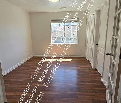3rd image of 167 N Romney Ln #302