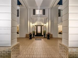 8940 SW 96th St, Miami, FL 33176