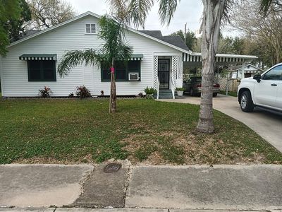 1936 E Van Buren St, Brownsville, TX 78520 | Zillow