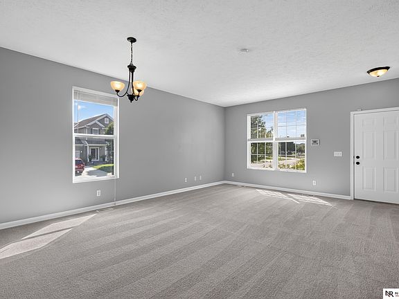5th image of 6402 Virginia St