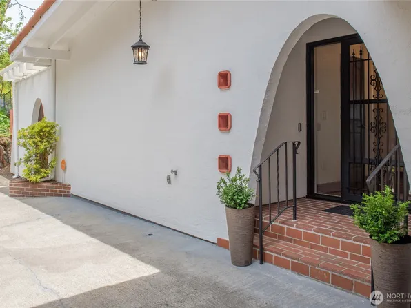 132 S Yantic Avenue, Bremerton, WA 98312