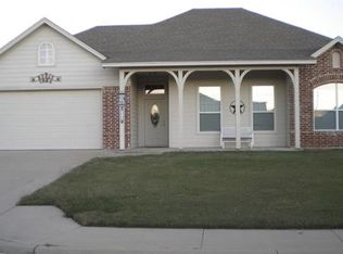 121 Pleasant View Dr, Weatherford, TX 76086