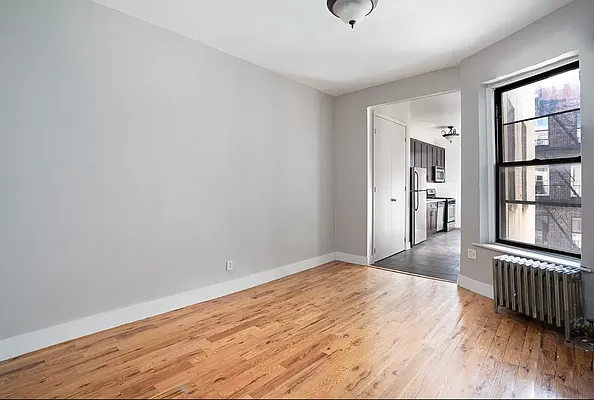 Rented by Compass | media 10