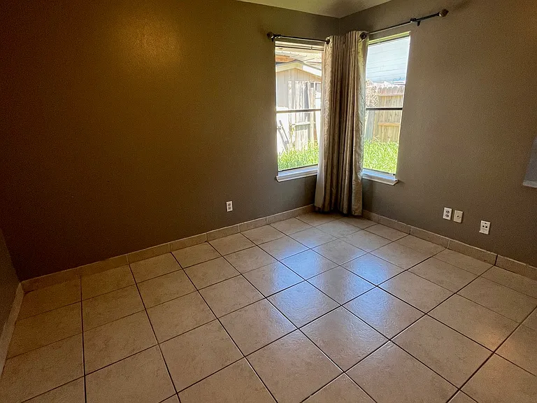 4218 Hawk Meadow Dr — Photo 36