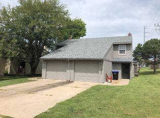 5202 SW 10th Ter, Topeka, KS 66604